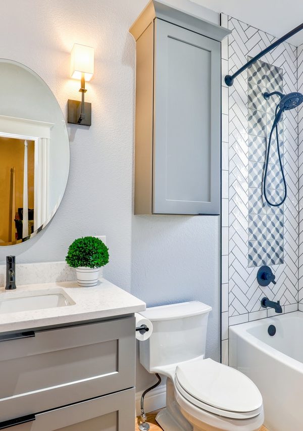 pexels-christa-grover-1910472